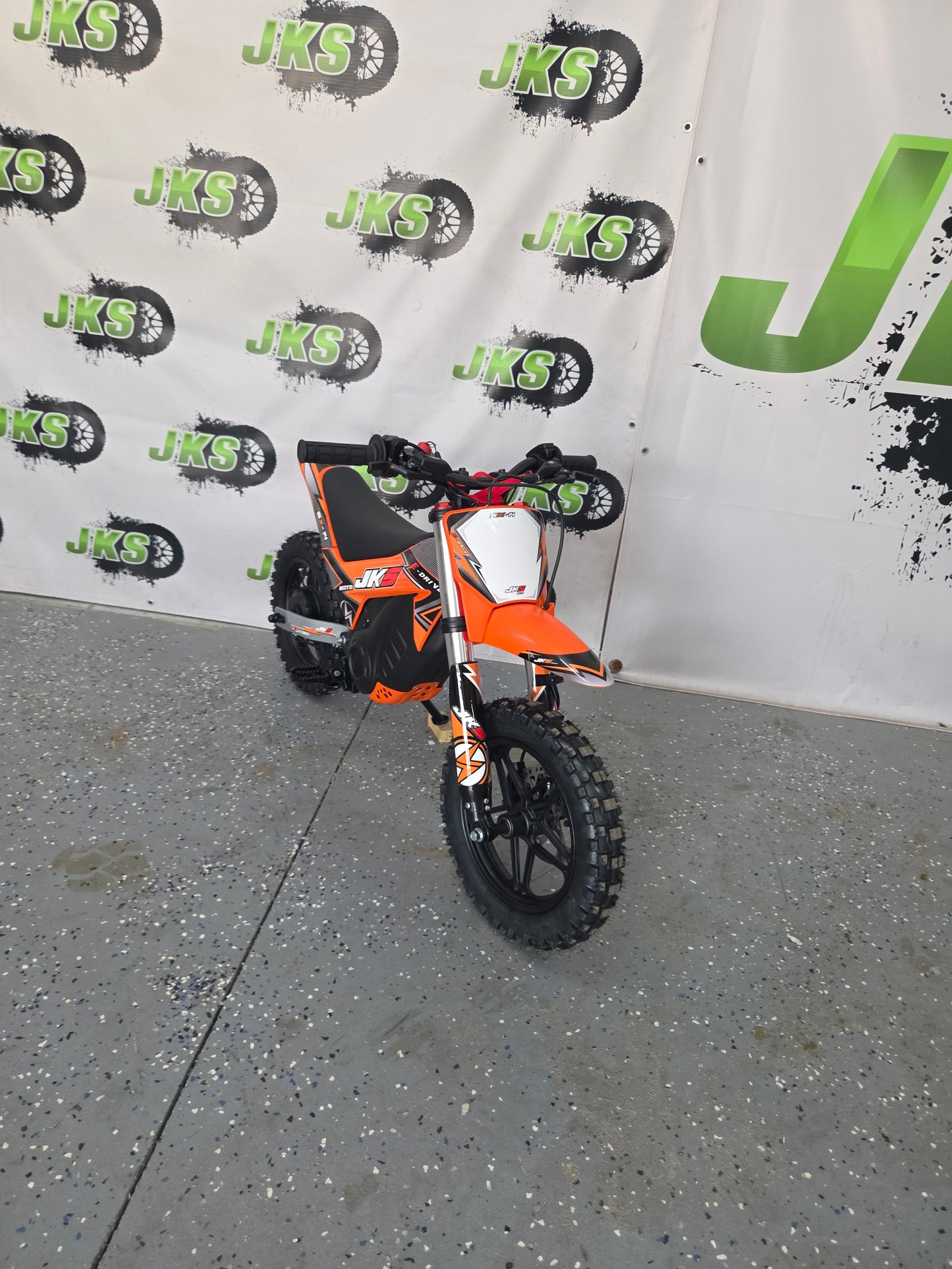 #9.5 JKS 10/10 E-drive dirt bike! Only 2 left