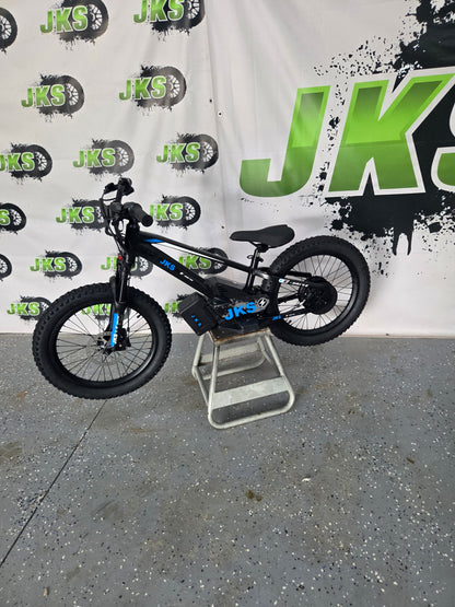 #9.3 JKS 20in E-Drive Black!