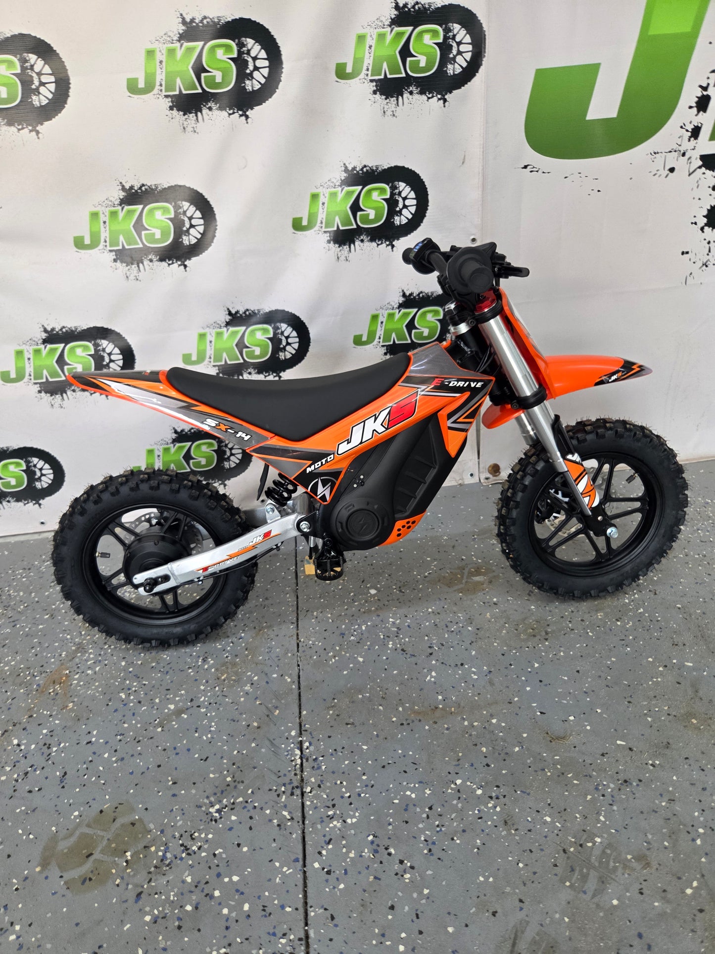 #9.5 JKS 10/10 E-drive dirt bike! Only 2 left