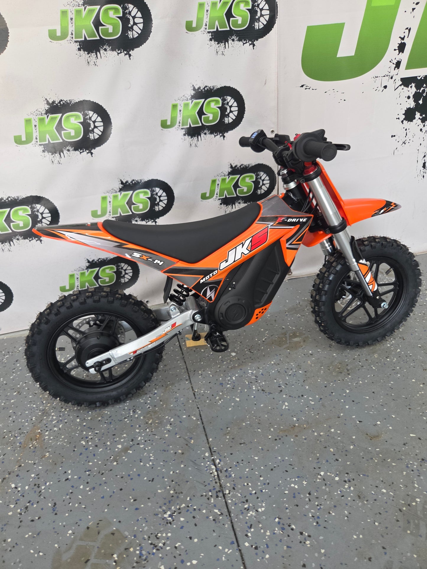 #9.5 JKS 10/10 E-drive dirt bike! Only 2 left