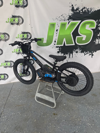 #9.3 JKS 20in E-Drive Black!