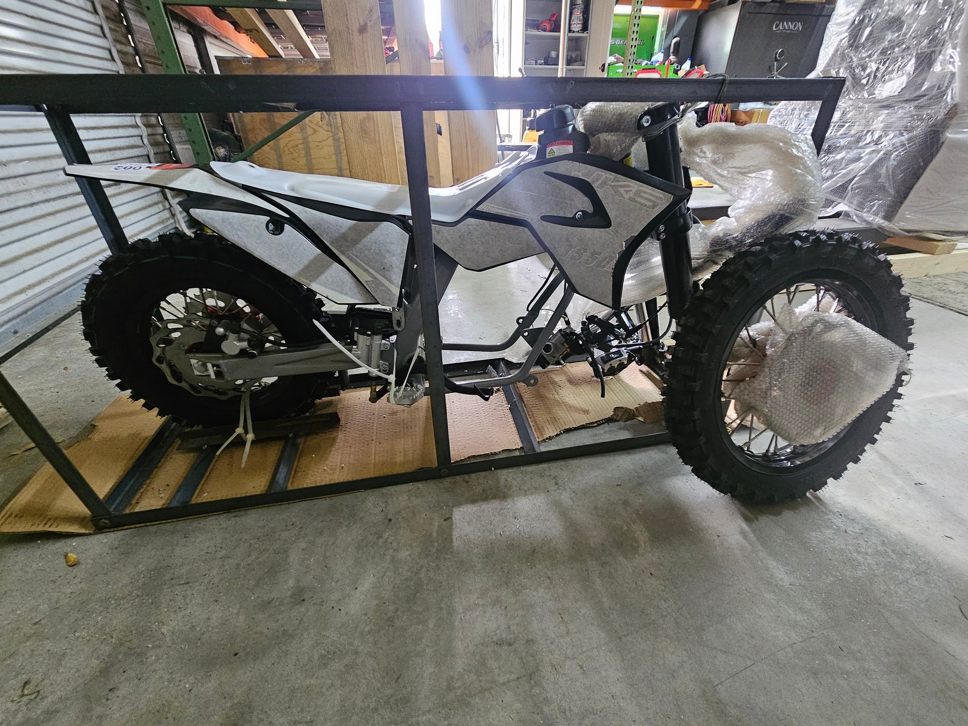 Pro model rolling chassis