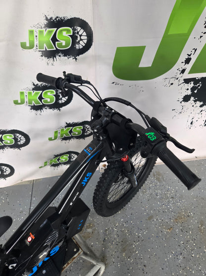 #9.3 JKS 20in E-Drive Black!